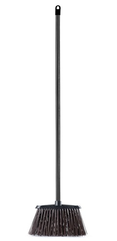 VASSOURA TIPO PIACAVA C/ CABO PRETO MAX